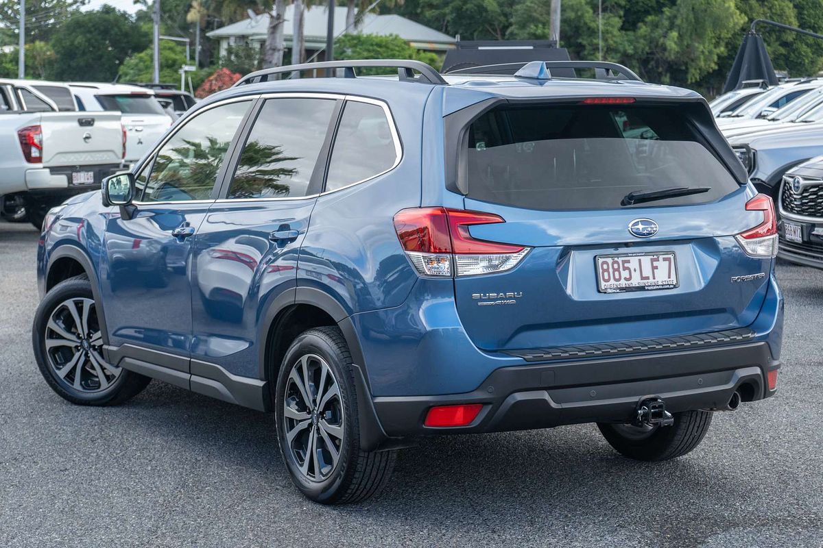 2023 Subaru Forester 2.5i Premium S5
