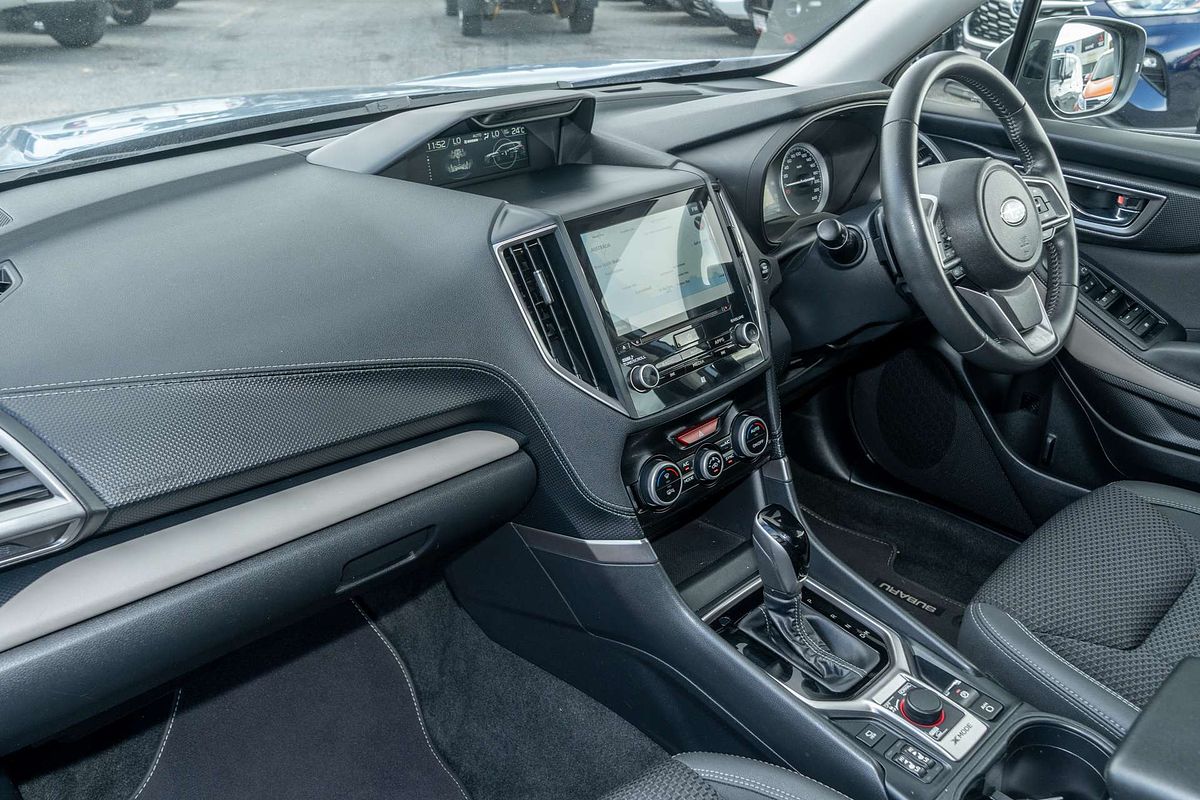 2023 Subaru Forester 2.5i Premium S5