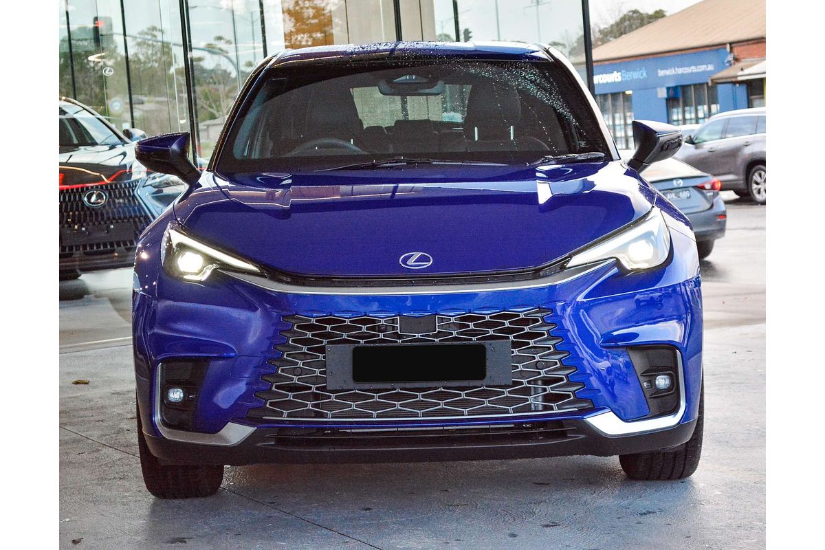 2024 Lexus LBX Luxury MAYH10R
