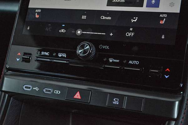 2024 Lexus LBX Luxury MAYH10R