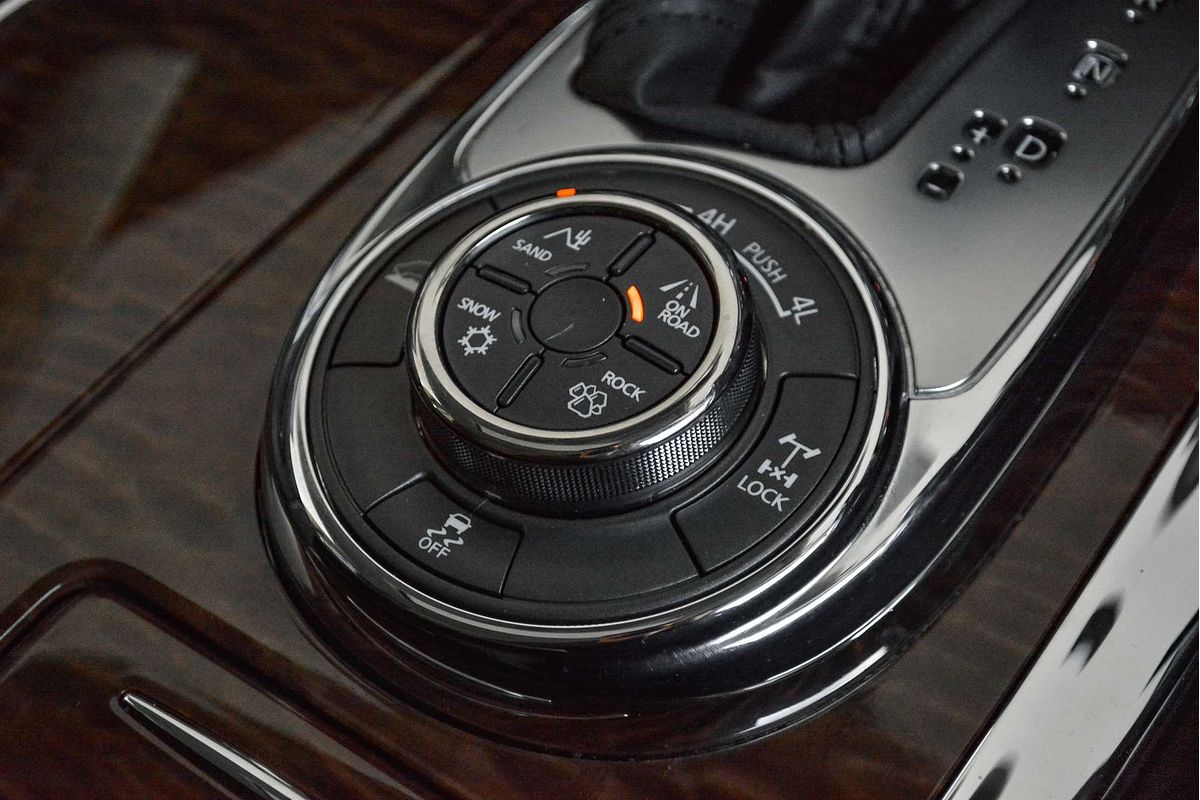2022 Nissan Patrol Ti-L Y62