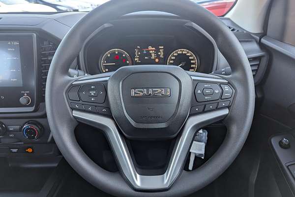 2025 Isuzu D-MAX SX 4X4
