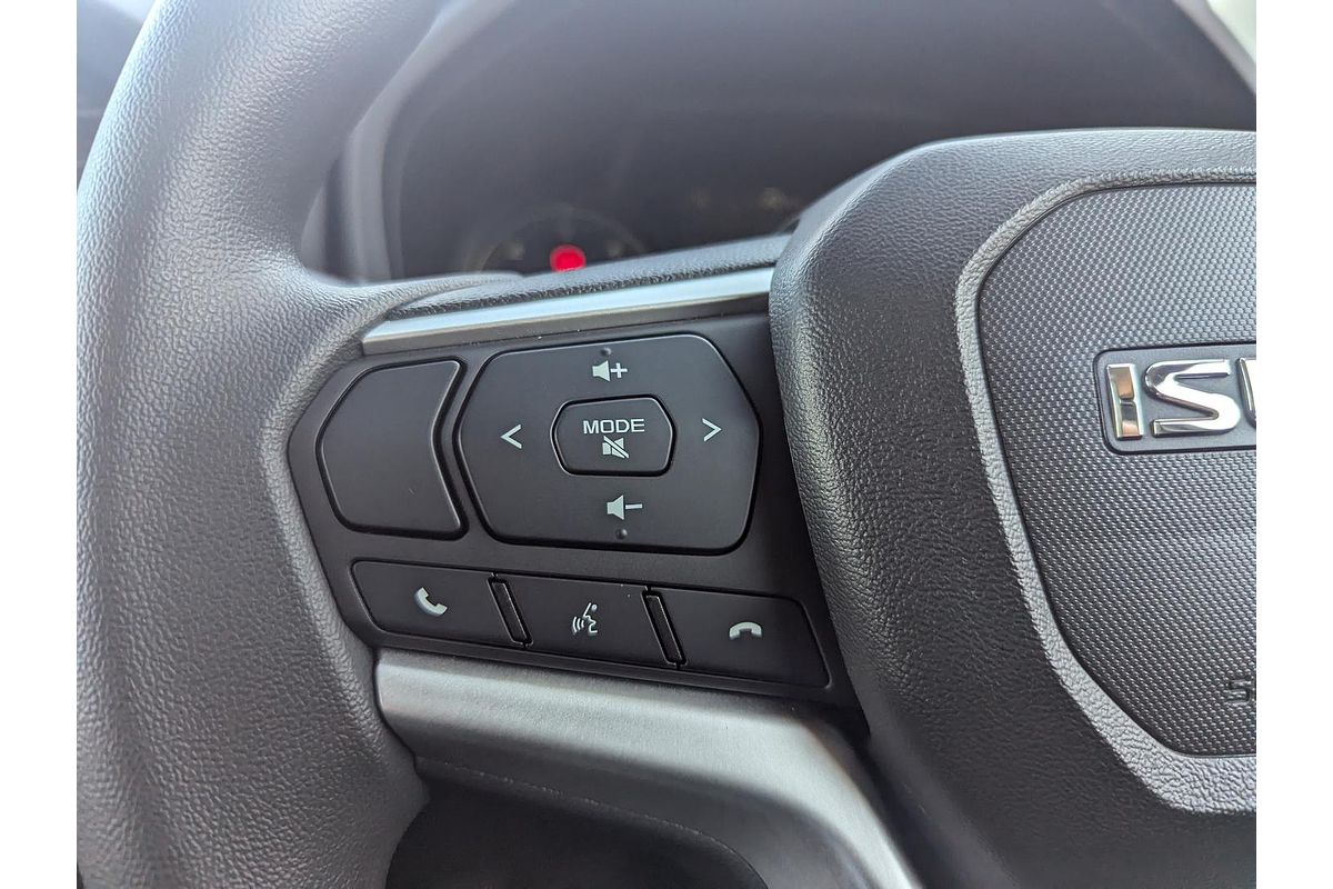 2025 Isuzu D-MAX SX 4X4