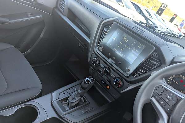 2025 Isuzu D-MAX SX 4X4
