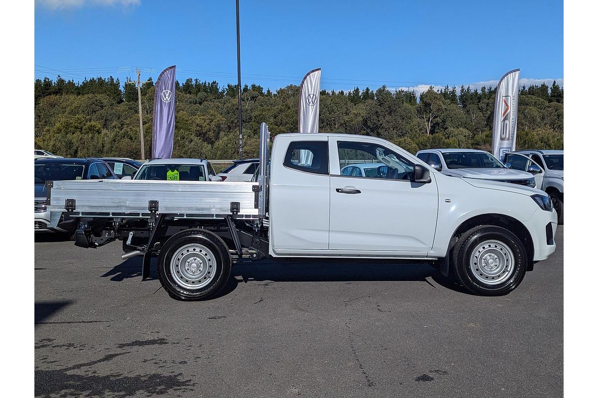 2025 Isuzu D-MAX SX 4X4