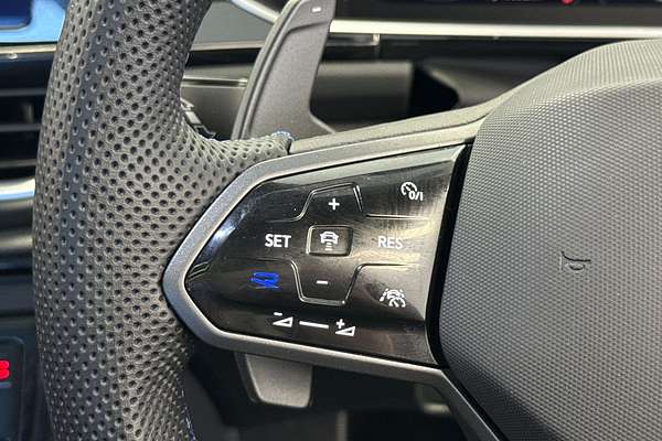 2023 Volkswagen T-Roc R D11