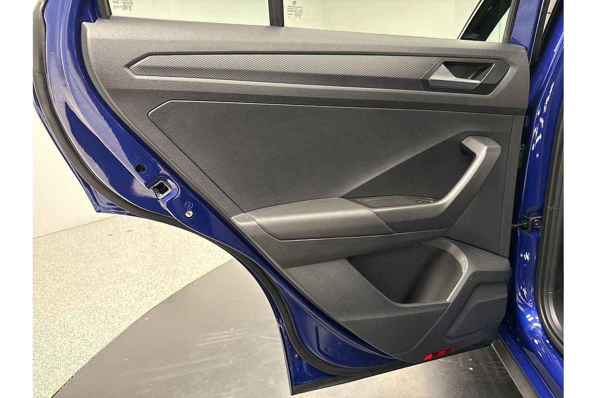 2023 Volkswagen T-Roc R D11
