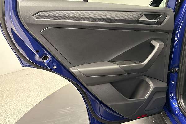 2023 Volkswagen T-Roc R D11