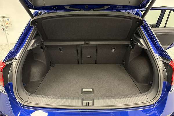 2023 Volkswagen T-Roc R D11