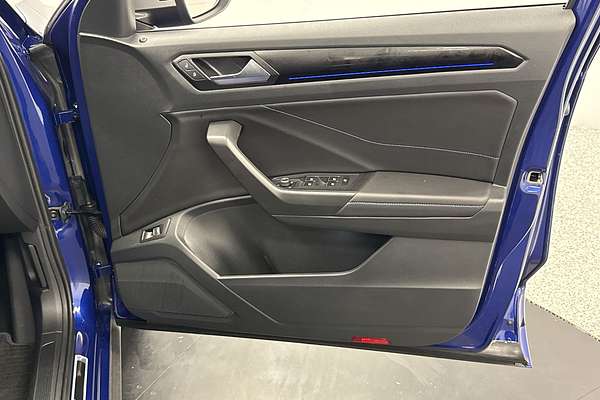 2023 Volkswagen T-Roc R D11