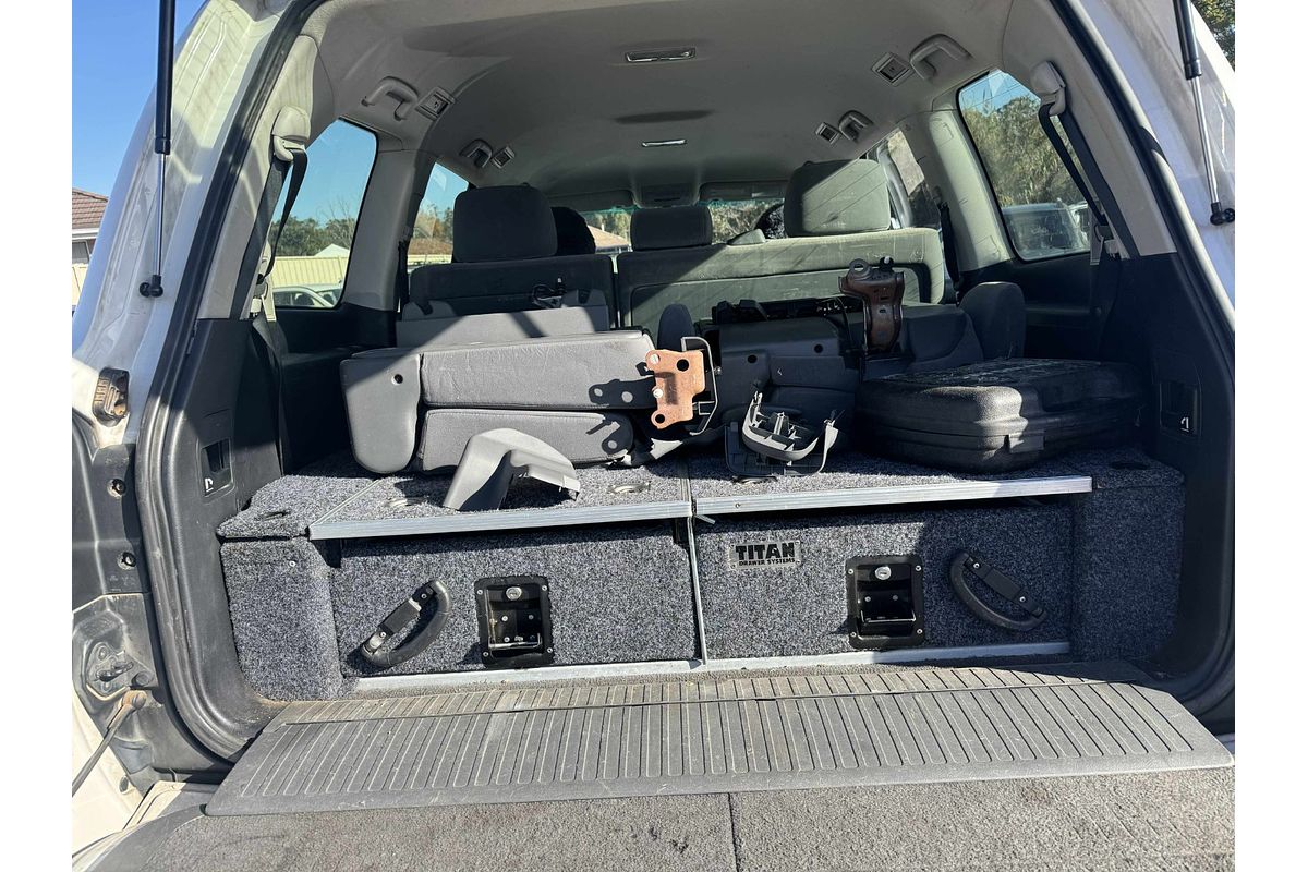 2009 Toyota Landcruiser GXL VDJ200R