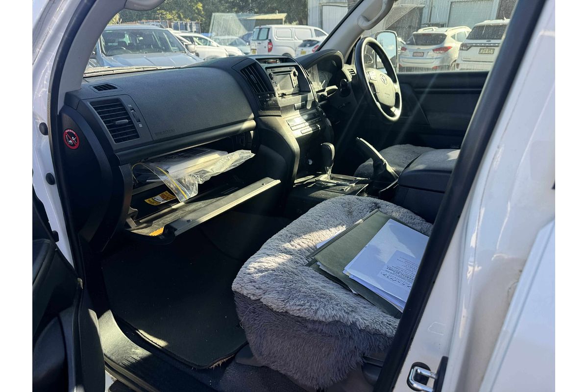 2009 Toyota Landcruiser GXL VDJ200R