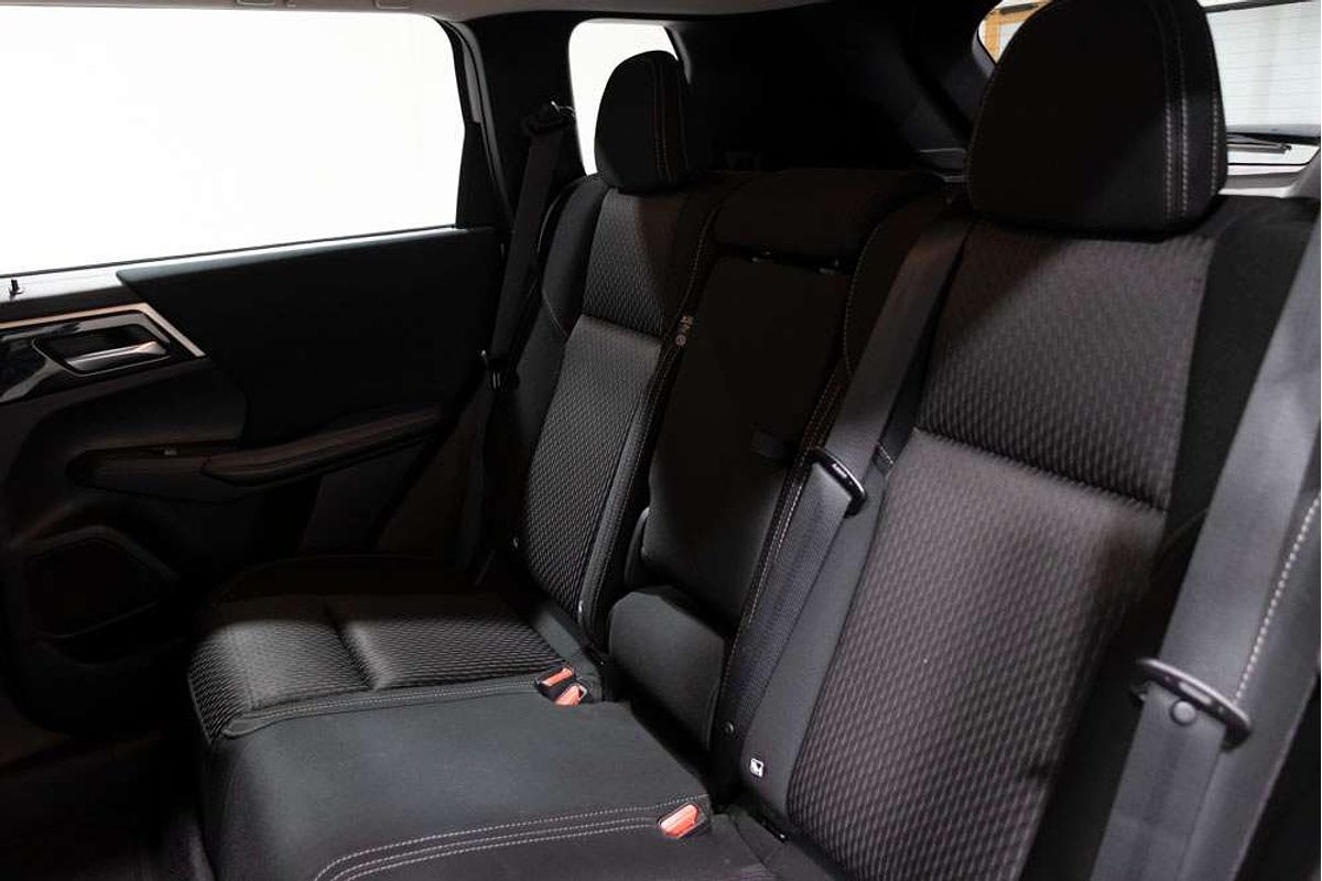 2022 Mitsubishi Outlander ES ZM