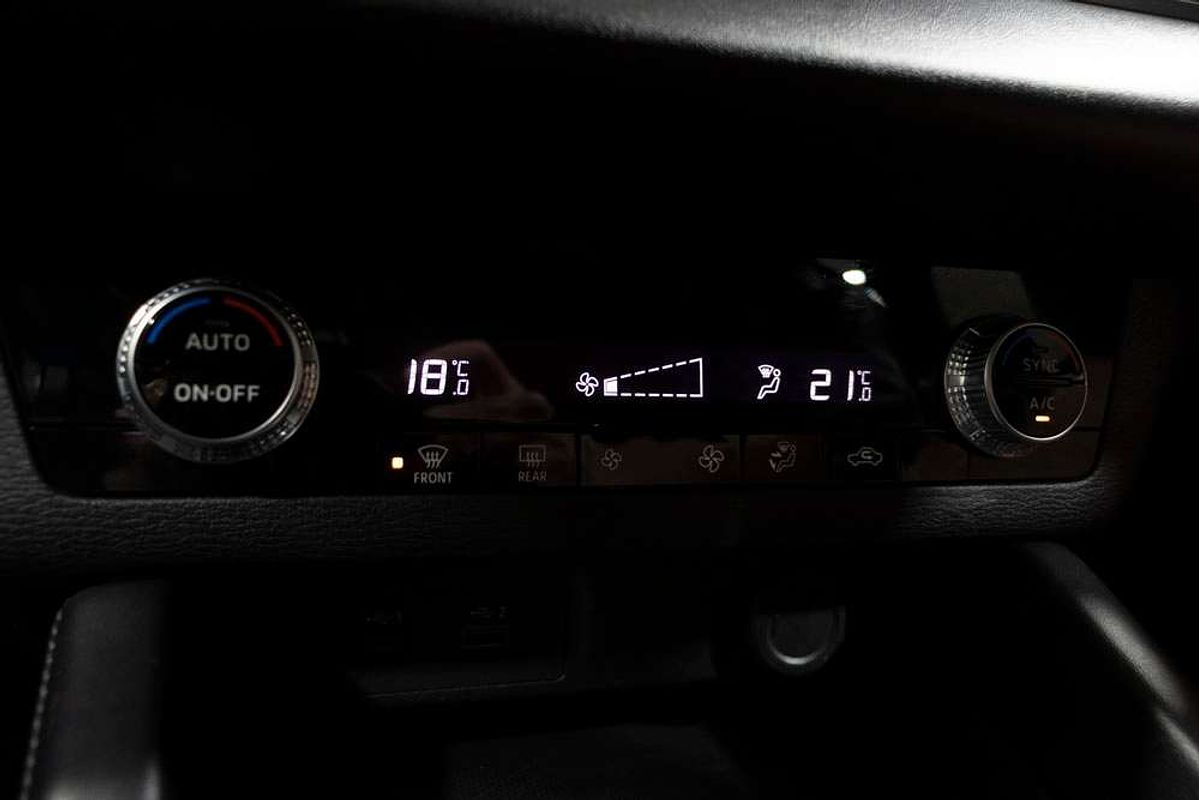 2022 Mitsubishi Outlander ES ZM