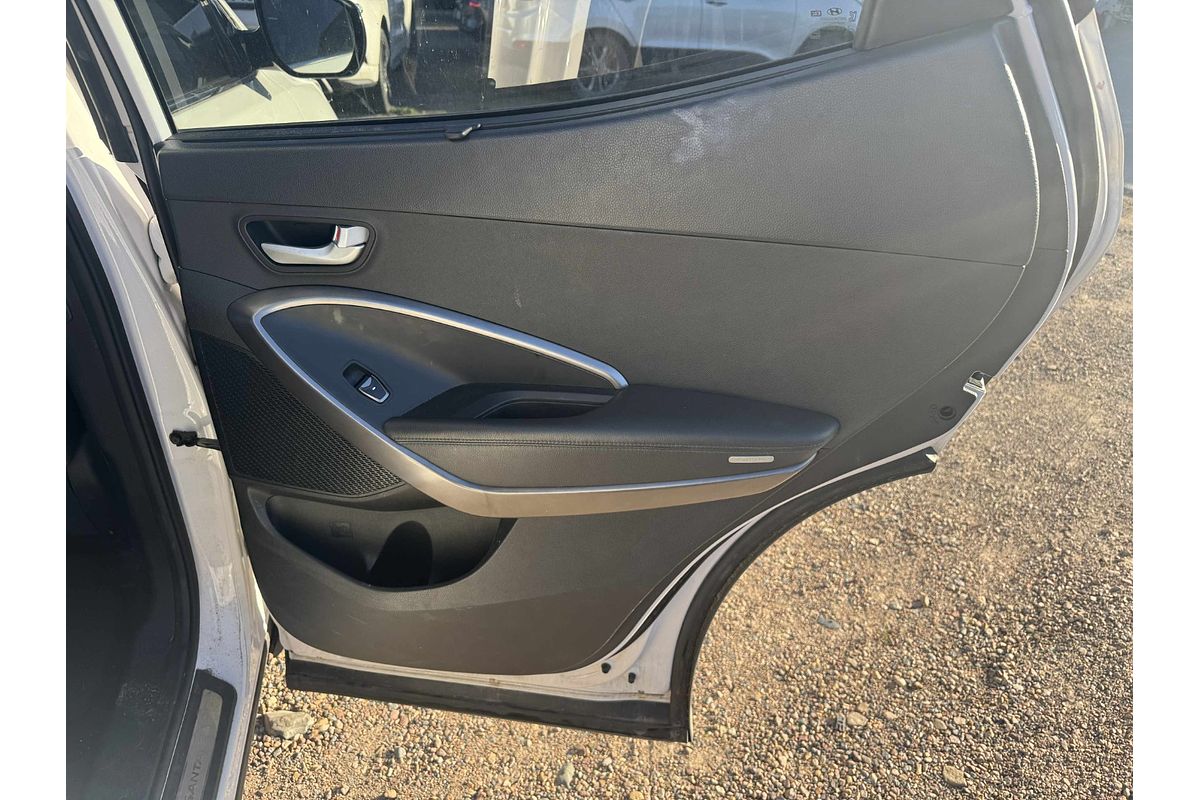 2016 Hyundai Santa Fe Active DM3 Series II
