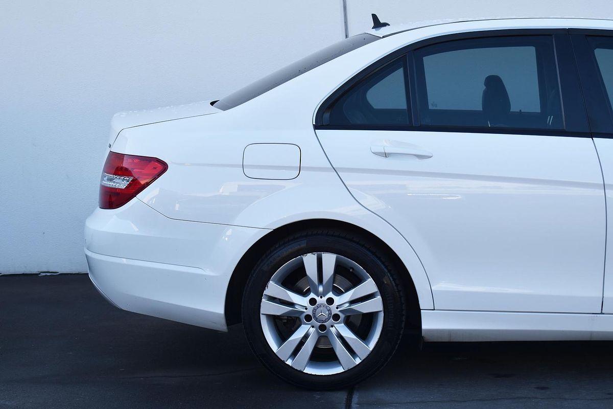 2013 Mercedes-Benz C-Class C200 W204