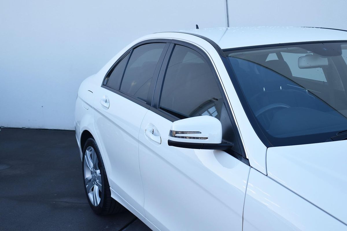 2013 Mercedes-Benz C-Class C200 W204