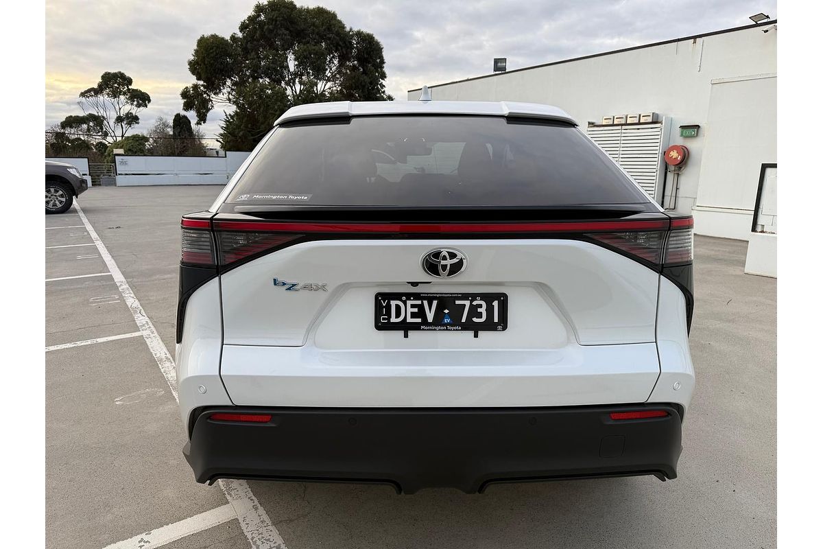 2024 Toyota bZ4X XEAM10R
