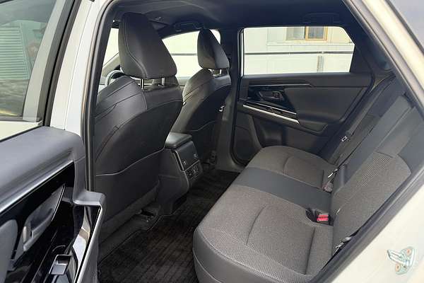 2024 Toyota bZ4X XEAM10R