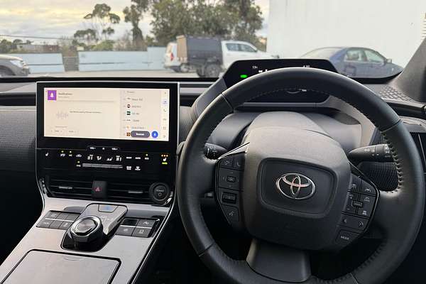 2024 Toyota bZ4X XEAM10R