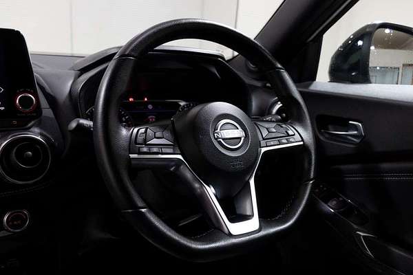 2023 Nissan JUKE ST-L F16