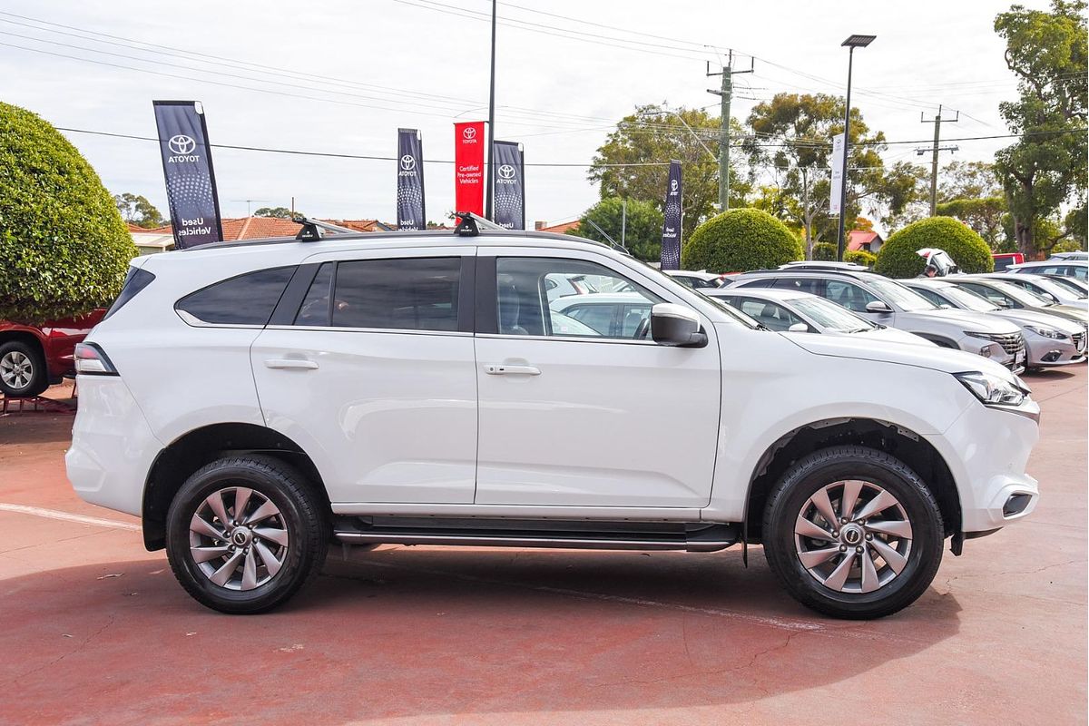 2021 Isuzu MU-X LS-U