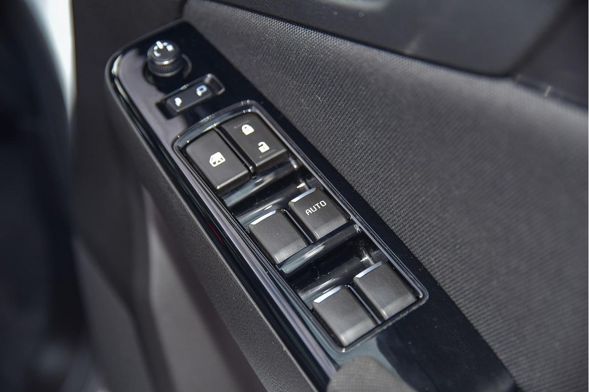 2021 Isuzu MU-X LS-U