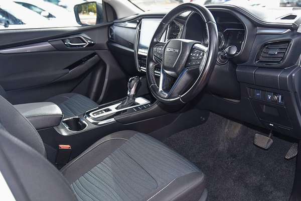 2021 Isuzu MU-X LS-U