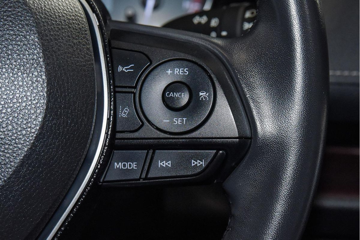 2020 Toyota RAV4 Cruiser MXAA52R