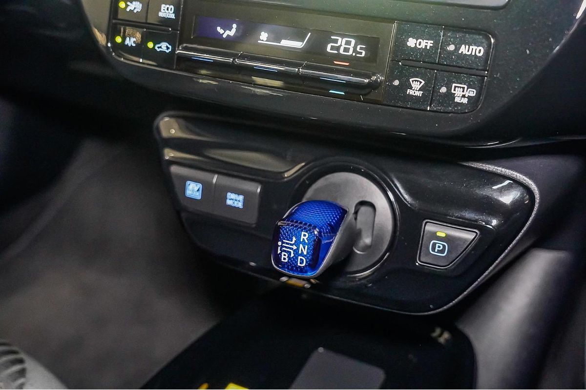 2021 Toyota Prius ZVW50R
