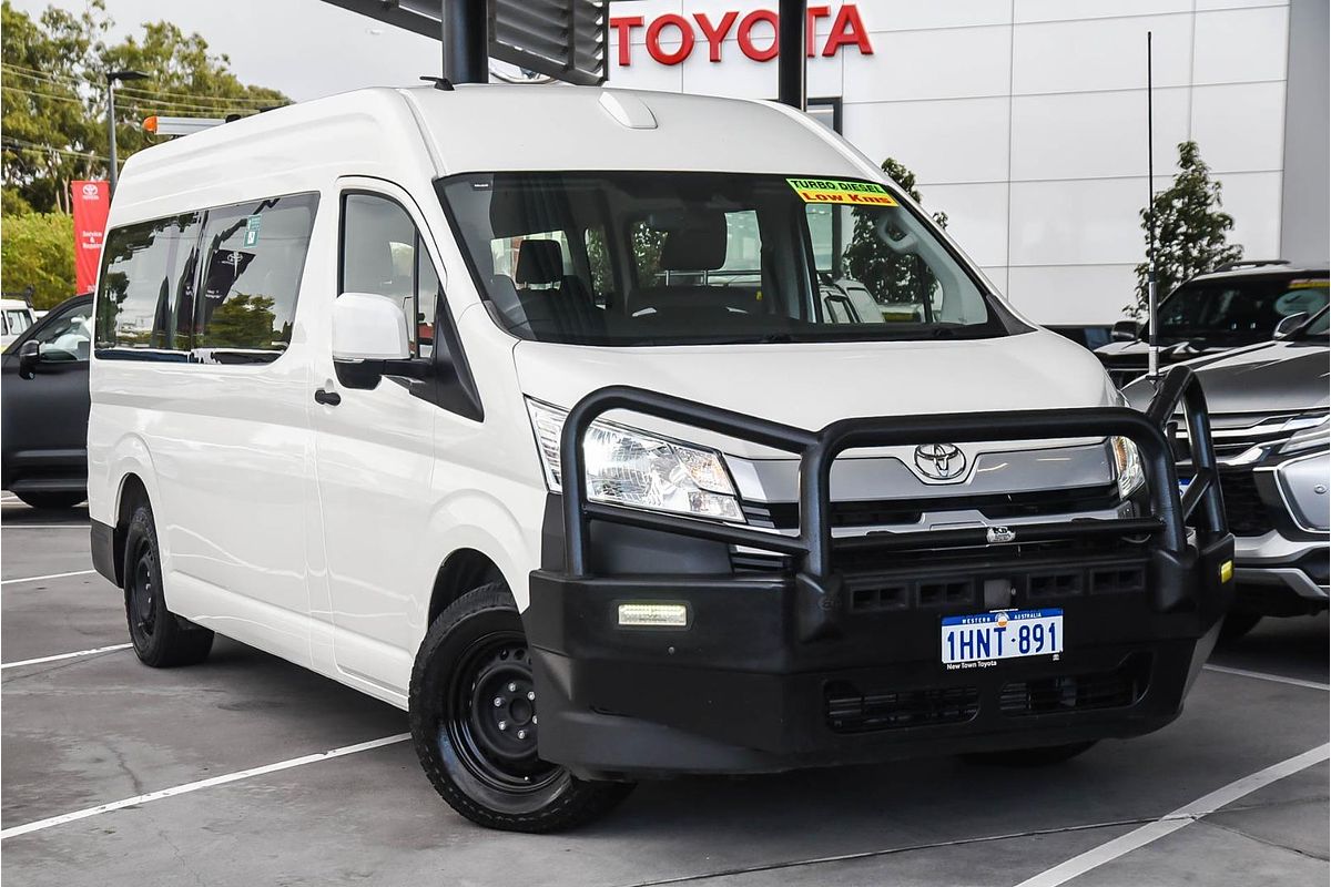 2021 Toyota Hiace Commuter GDH322R