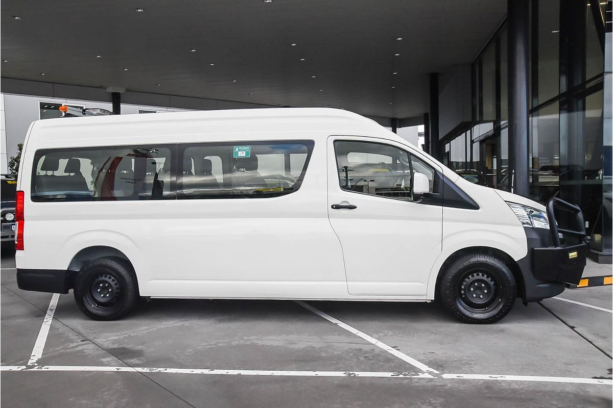 2021 Toyota Hiace Commuter GDH322R