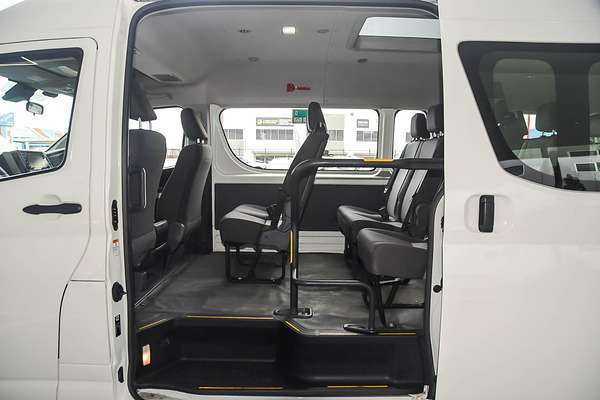 2021 Toyota Hiace Commuter GDH322R