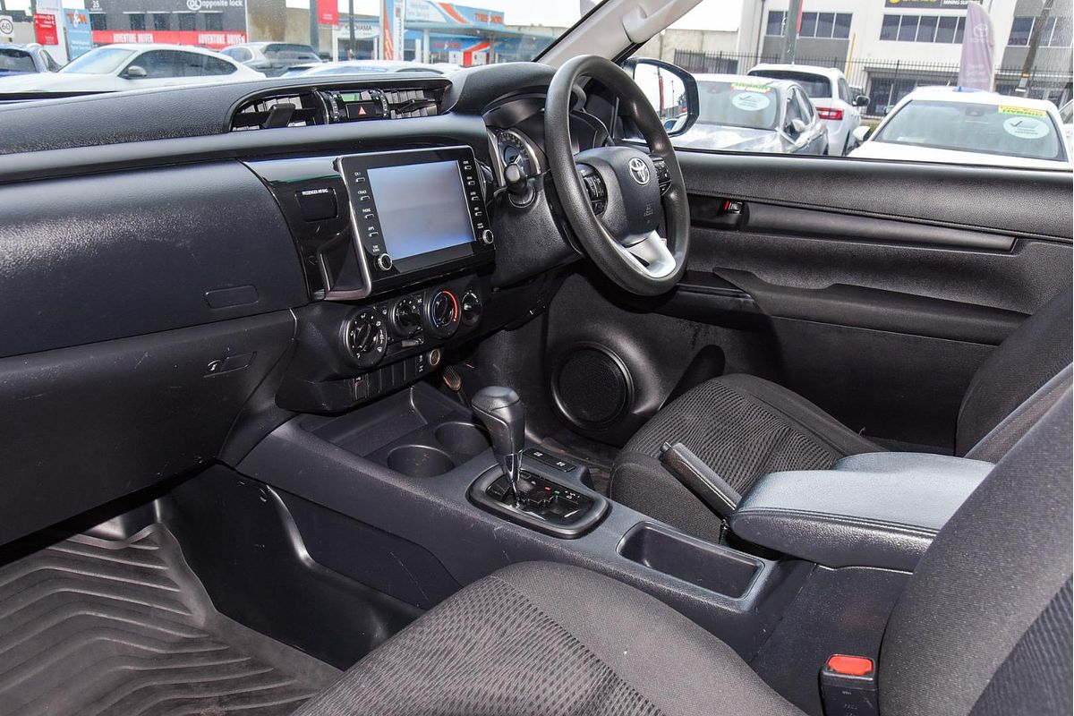 2020 Toyota Hilux SR GUN126R 4X4
