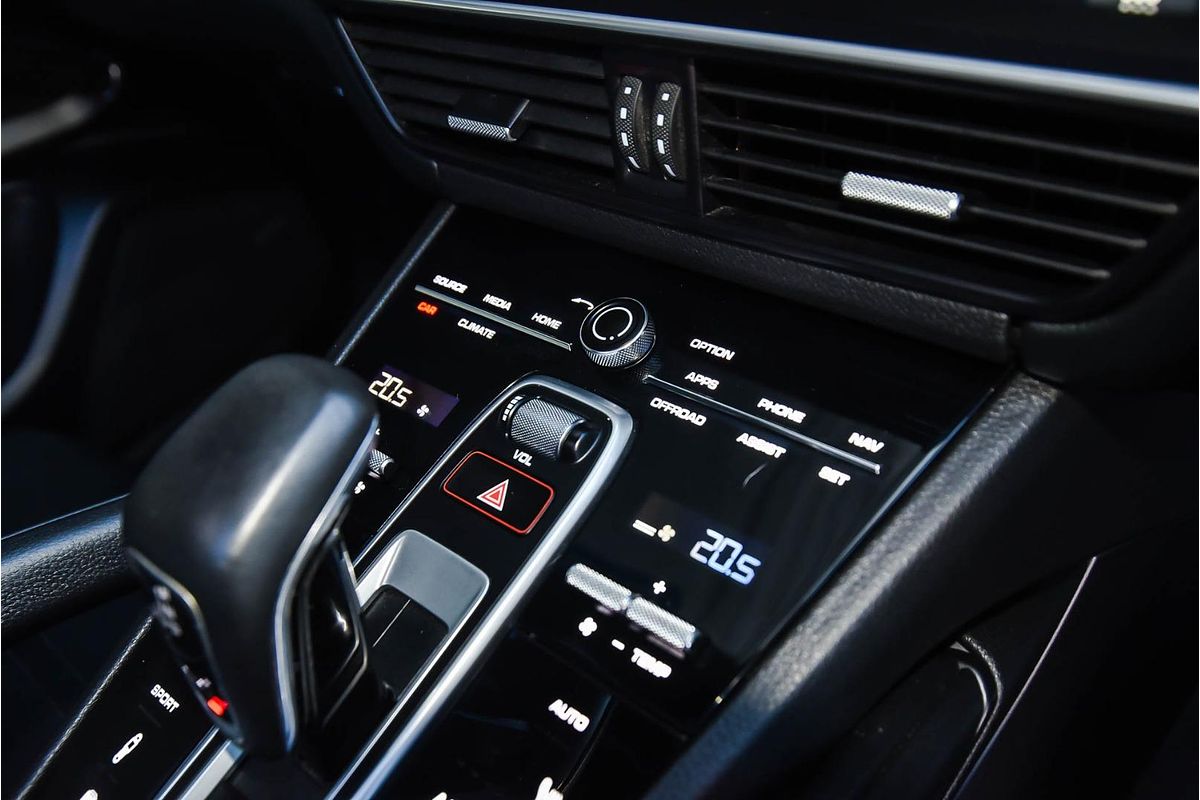 2019 Porsche Cayenne S 9YA