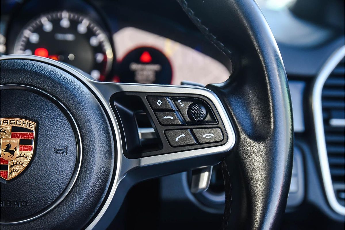 2019 Porsche Cayenne S 9YA