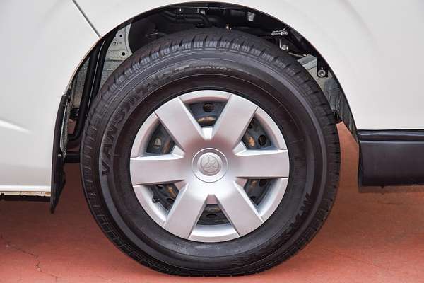 2018 Toyota Hiace Commuter KDH223R