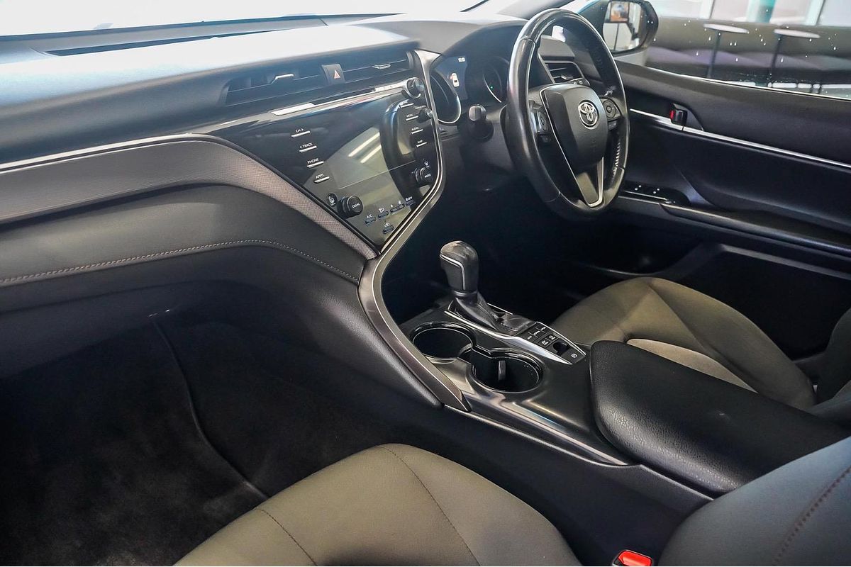 2020 Toyota Camry Ascent Sport AXVH71R
