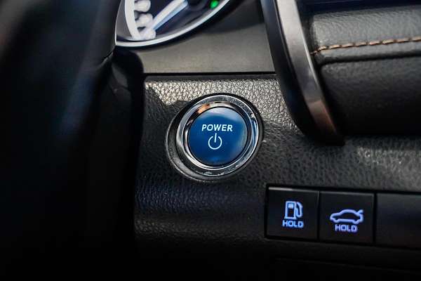 2020 Toyota Camry Ascent Sport AXVH71R