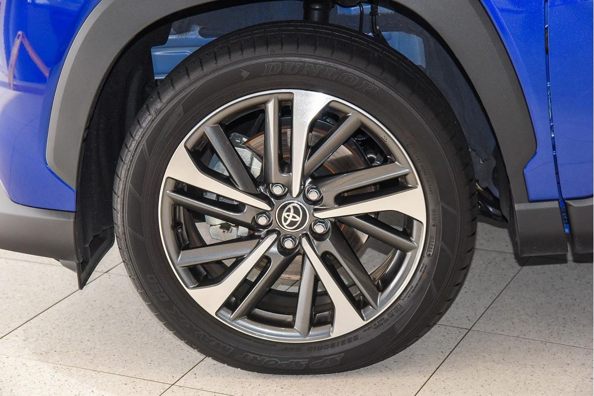 2024 Toyota Corolla Cross Atmos MXGA10R