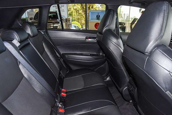 2024 Toyota Corolla Cross Atmos MXGA10R
