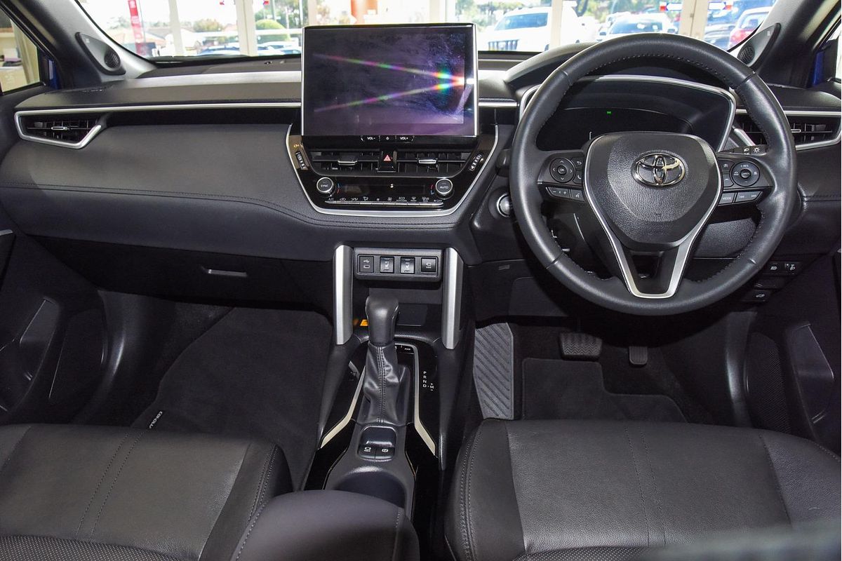 2024 Toyota Corolla Cross Atmos MXGA10R