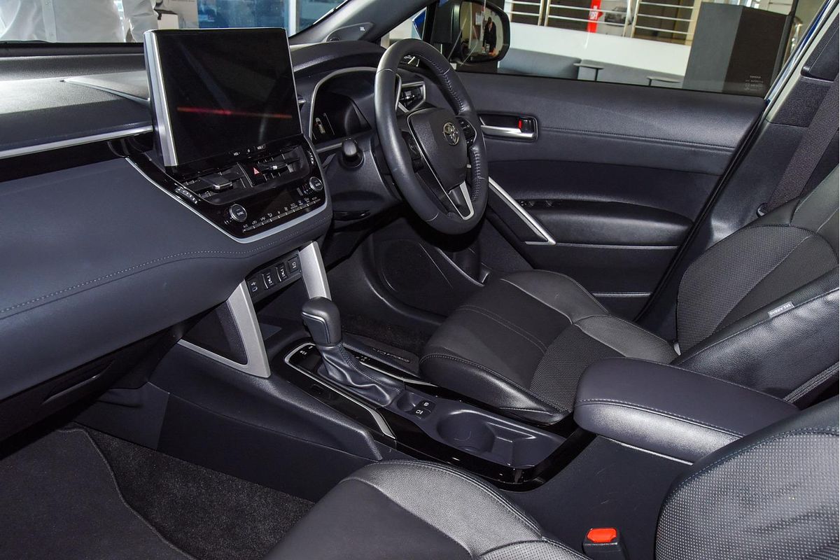 2024 Toyota Corolla Cross Atmos MXGA10R
