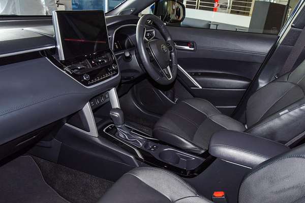 2024 Toyota Corolla Cross Atmos MXGA10R