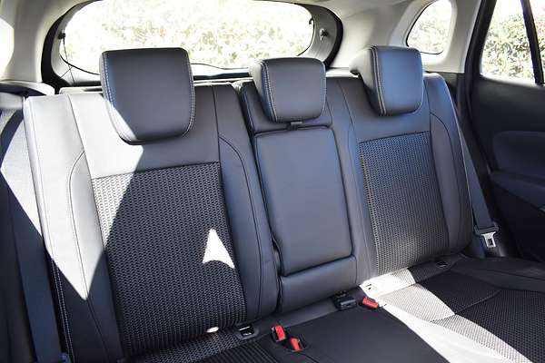 2023 Suzuki S-Cross ALLGRIP Prestige JYB