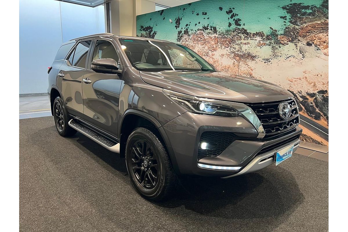 2023 Toyota Fortuner Crusade GUN156R