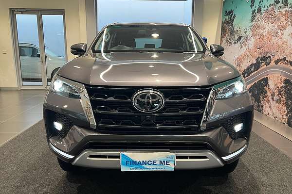 2023 Toyota Fortuner Crusade GUN156R