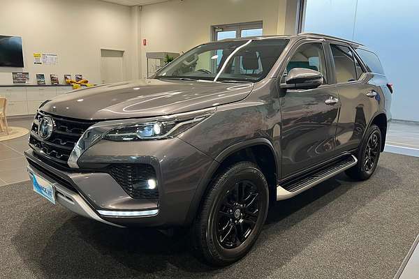 2023 Toyota Fortuner Crusade GUN156R