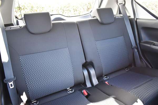 2024 Suzuki Ignis GLX MF Series II