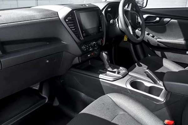 2025 Isuzu D-MAX SX High Ride Rear Wheel Drive